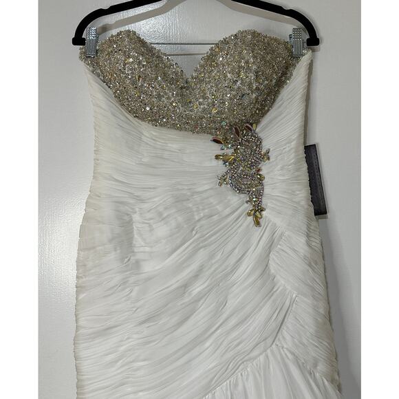 Mac Duggal Bustier Gown White Beaded Embellishments Size 10 NWT 64330 Wedding - Picture 3 of 16